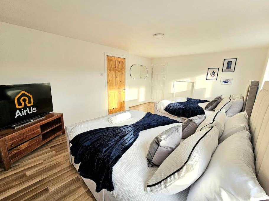 Spacious Haven With Free Parking Glasgow Kültér fotó